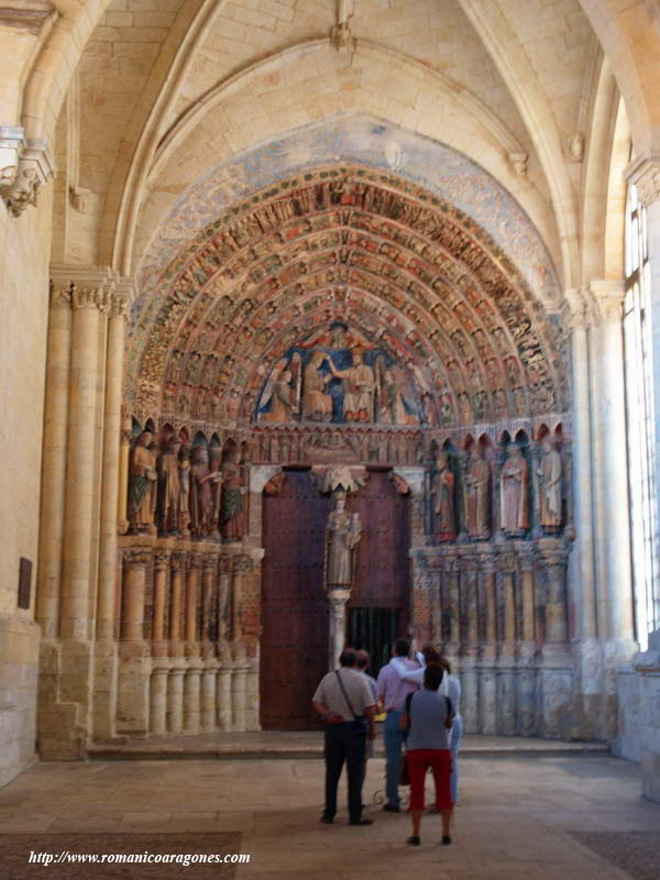 PRTICO DE LA MAJESTAD, FORMANDO LA CABECERA DE LA CAPILLA DE SANTO TOMS